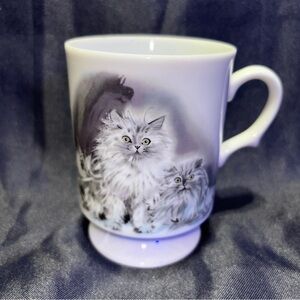 Vintage Royal Ann Persian Cat Pedestal Mug Made in Japan 1970s Fine China
